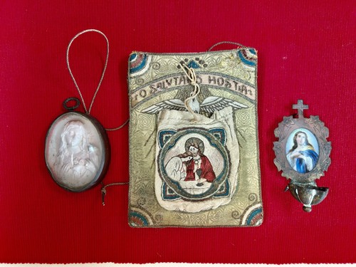 Objets religieux médaillon - objets,