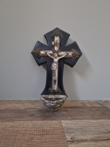 Petit crucifix bénitier inri - petit,